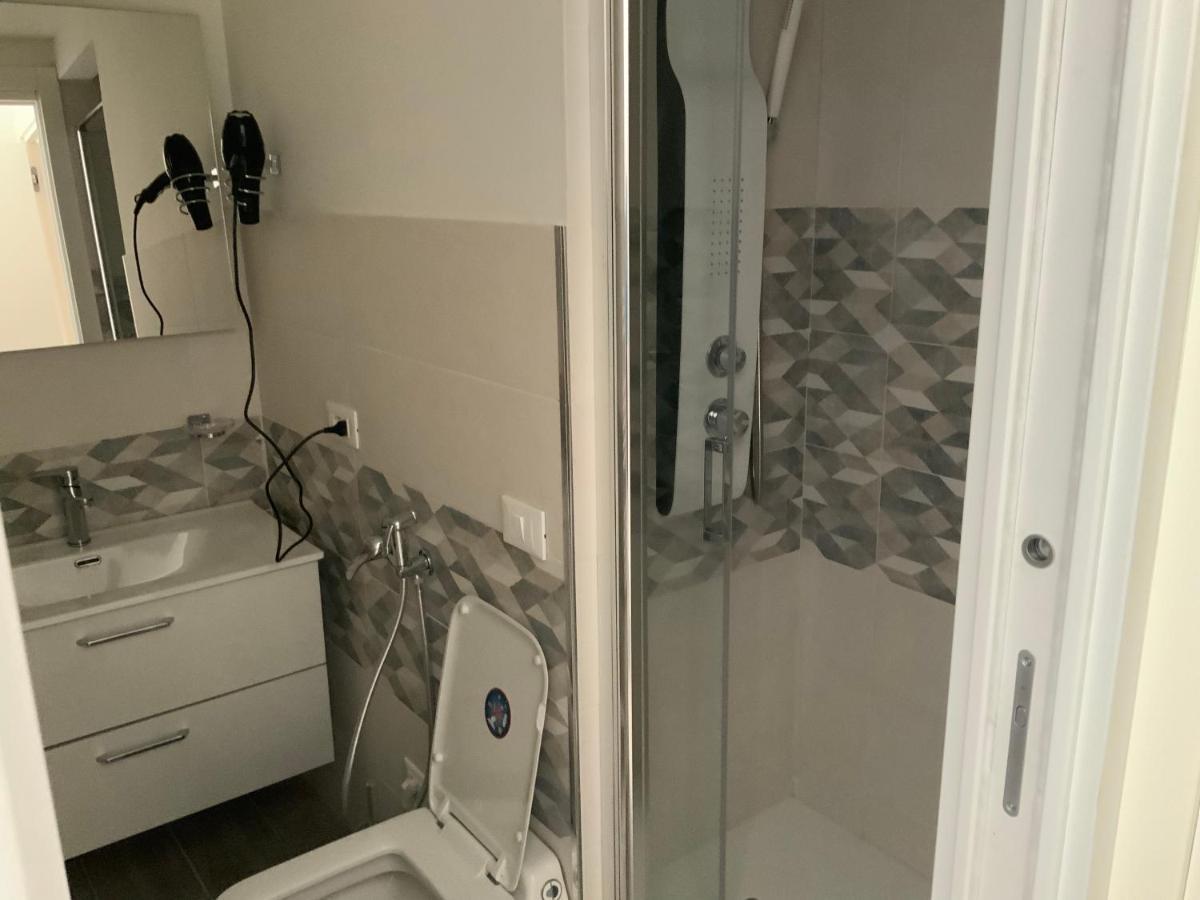 Domus Dotta New Hotel Bologna Bagian luar foto