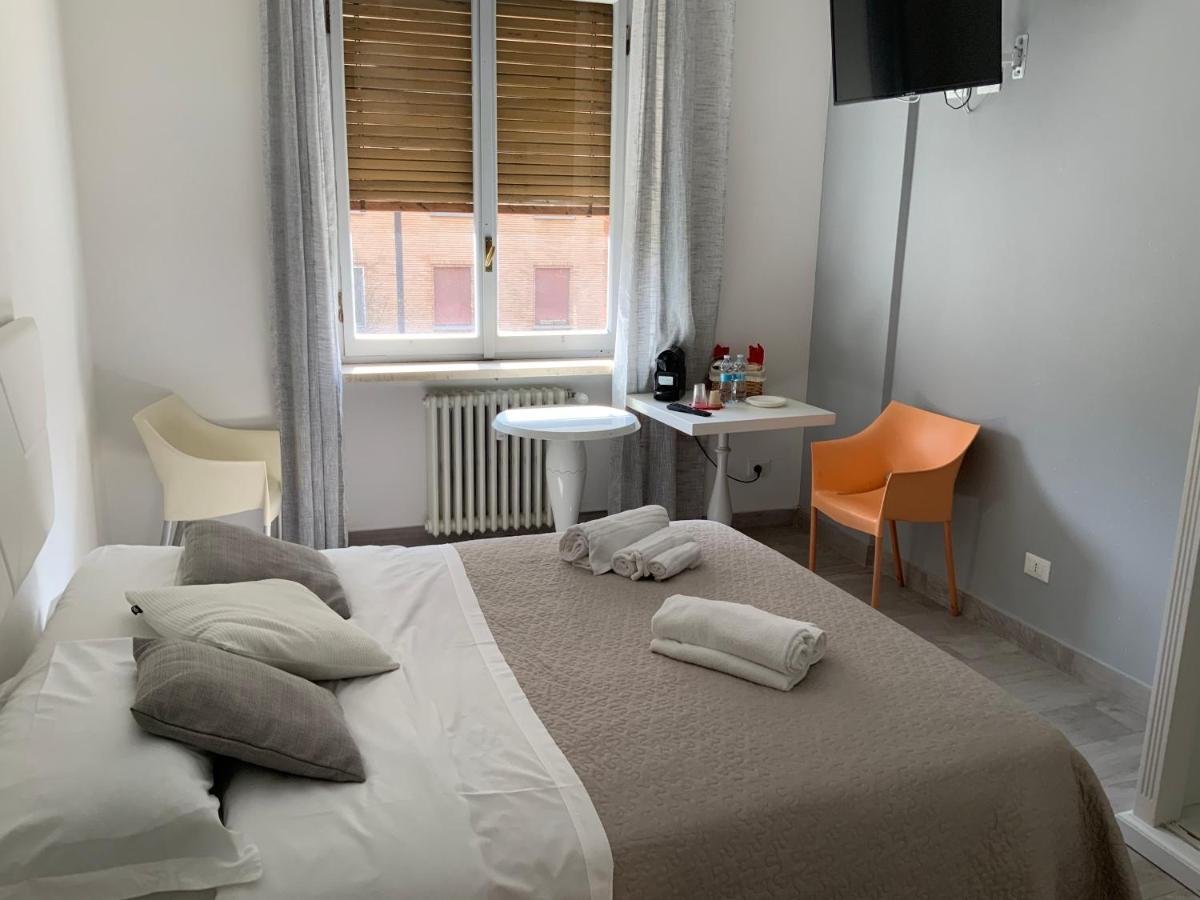 Domus Dotta New Hotel Bologna Bagian luar foto
